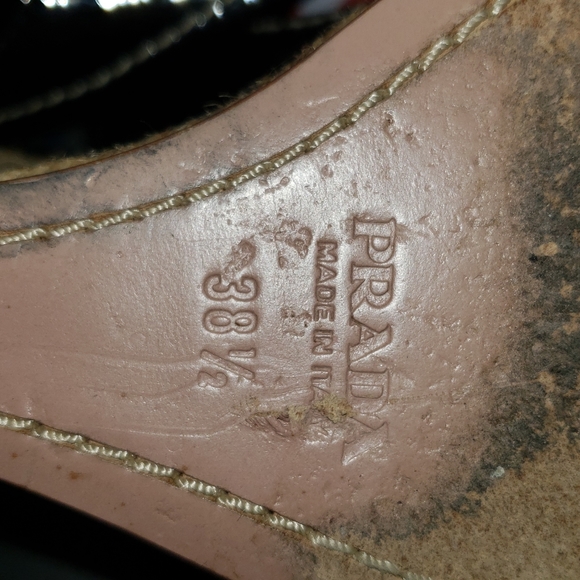 Prada Black Patent leather open toe wedge - Picture 9 of 9